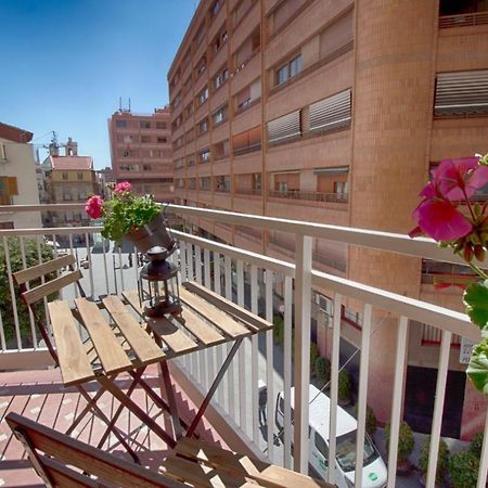 Apartamentos Rivera อาลิกันเต ภายนอก รูปภาพ