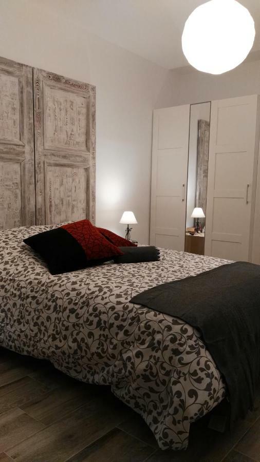 Apartamentos Rivera อาลิกันเต ภายนอก รูปภาพ